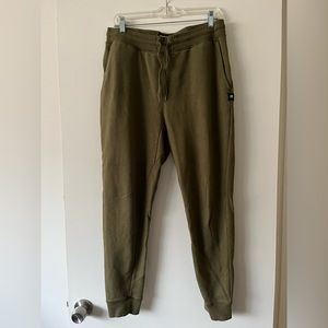 Richer Poorer Men’s Olive Green Joggers with Pockets Size M